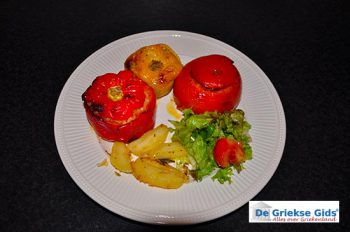 Gemista gevulde tomaten