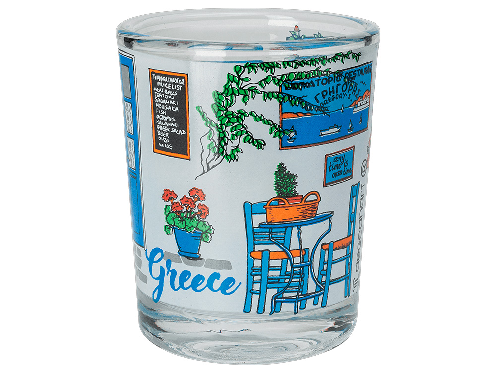 Ouzo glaasje met Griekse taverna & blauwe fiets